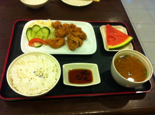 唐揚げ定食