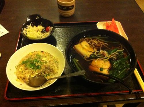 ラーメン・半チャーハンセット